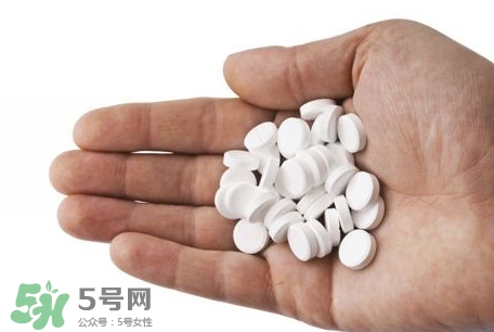 鈣片過(guò)期了還能吃嗎？鈣片過(guò)了保質(zhì)期能吃嗎
