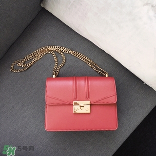 charles keith是什么牌子？屬于什么檔次