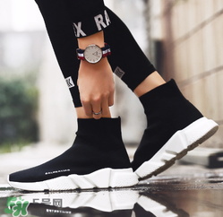 今年流行乾隆皇帝的鞋是什么鞋？乾隆皇帝的鞋就是襪子鞋嗎？