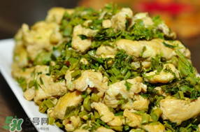 香椿炒雞蛋用焯水嗎？香椿炒雞蛋怎么焯水？