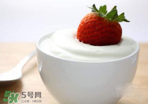 過(guò)期酸奶可以做面膜嗎？過(guò)期酸奶能不能做面膜？