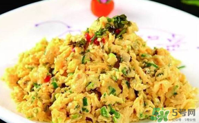 香椿炒雞蛋有什么營養(yǎng)？香椿炒雞蛋有什么功效？