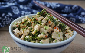 香椿炒豆腐怎么做好吃？香椿炒豆腐的做法