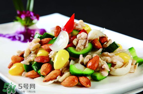 香椿和羊肉能一起吃嗎？香椿和羊肉一起吃了會怎樣？