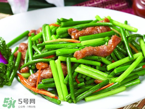 蒜苔不能和什么一起吃？蒜薹不能和什么一起吃？