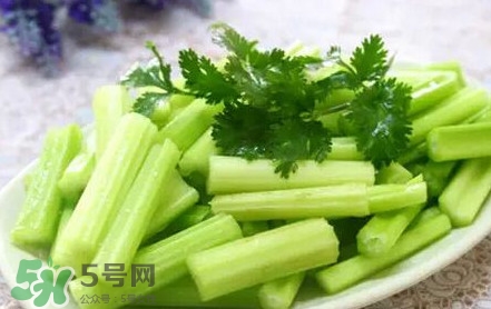 苦菊能和芹菜一起吃嗎？苦菊可以和芹菜一起吃嗎