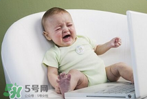 小孩磨牙該怎么治療？小孩磨牙該怎么辦？