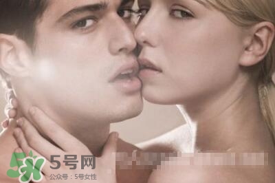 夫妻兩地分居怎么解決生理需求？夫妻兩地分居該如何相處？