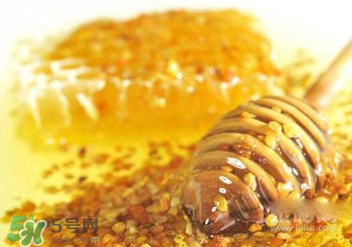 桃花茶可以加蜂蜜嗎？桃花茶可以和蜂蜜一起喝嗎？