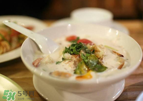 花甲能和豆腐一起吃嗎？花甲和豆腐能一起吃嗎？