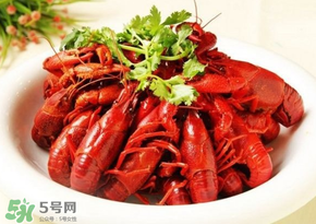 月經(jīng)可以吃油燜大蝦嗎？經(jīng)期能吃油燜大蝦嗎？
