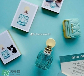 miu miu隨身鏡多少錢？miu miu限量隨身鏡價(jià)格上市時(shí)間