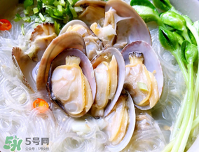 花甲發(fā)臭還能吃嗎？花甲買回來有點臭可以吃嗎？