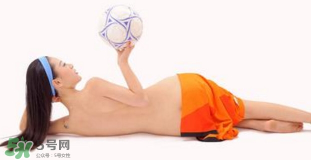 女生熬夜會平胸嗎？女生經(jīng)常熬夜的危害