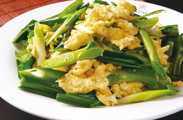 蒜苗是發(fā)物嗎？蒜苗是不是發(fā)物