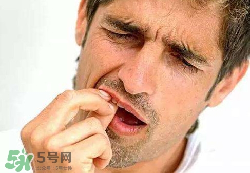 牙齒松動能自己恢復嗎？牙齒松動會自己恢復嗎