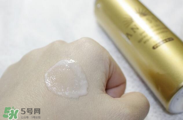 安耐曬噴霧可以帶上飛機(jī)嗎？安耐曬防曬噴霧可以托運(yùn)嗎？