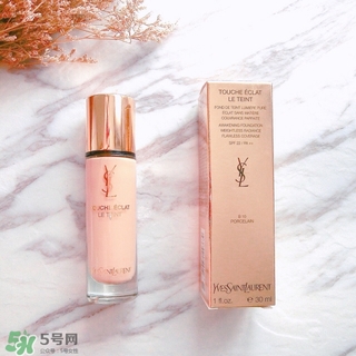 粉底液為什么會(huì)搓泥？粉底液搓泥的原因