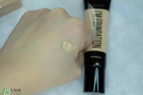 混合皮用什么粉底液？混合皮膚用什么粉底液比較好？