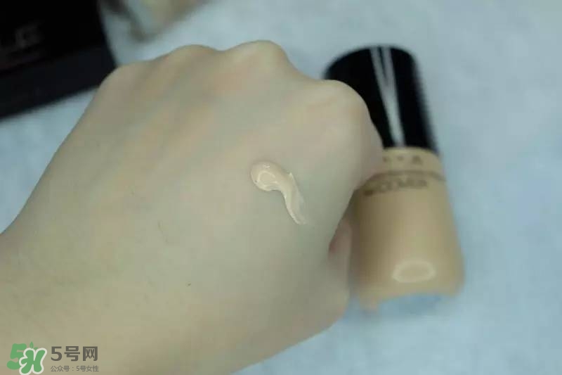 混合皮用什么粉底液？混合皮膚用什么粉底液比較好？