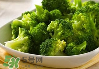 西蘭花焯水用冷水還是熱水？西蘭花焯水多久