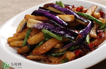 如何炒茄子不黑？怎么炒茄子不黑