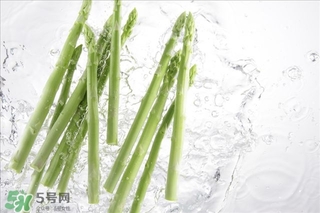 蘆筍根部可以吃嗎？蘆筍根爛了還能吃嗎