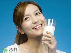 吃完蝦爬子能喝牛奶嗎？蝦爬子能和牛奶一起吃嗎？