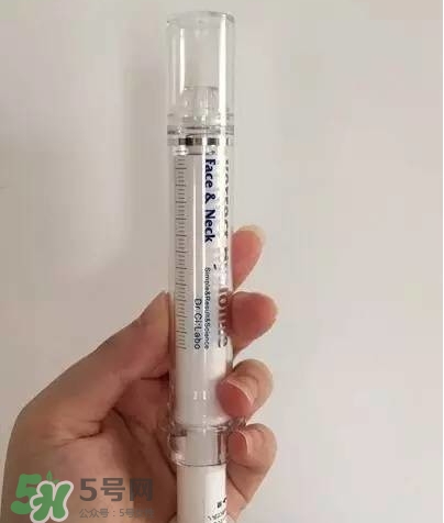 藍(lán)紫根去法令紋有用嗎？藍(lán)紫根法令紋棒可以去法令紋嗎？