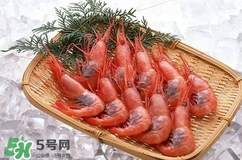 如何挑選新鮮的蝦？買蝦時候怎么挑選
