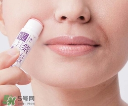 藍(lán)紫根去法令紋棒怎么用？藍(lán)紫根去法令紋精華棒使用方法