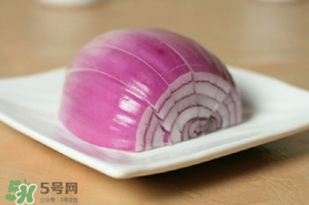 洋蔥和皮皮蝦能一起吃嗎？皮皮蝦和洋蔥可以同吃嗎？