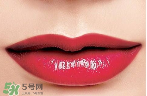 漂唇后嘴唇發(fā)黑怎么回事？漂唇后嘴唇發(fā)黑怎么辦？