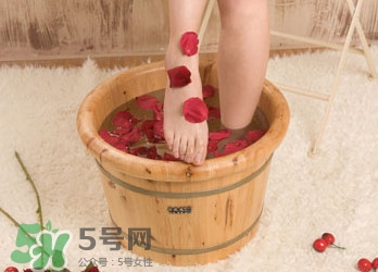  艾葉泡腳有什么禁忌？艾葉泡腳的禁忌