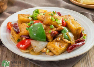 洋蔥和豆腐能一起吃嗎？洋蔥和豆腐可以一起吃嗎？