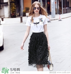6月份穿什么衣服？六月份穿衣搭配