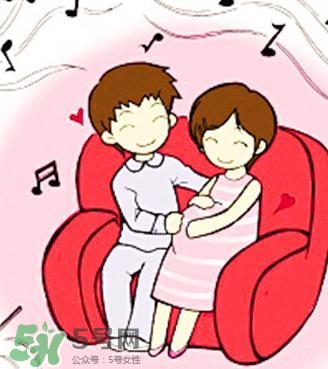 孕婦摸肚子對胎兒有什么危害嗎？孕婦摸肚子的正確方法？