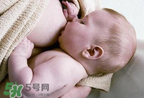 哺乳期奶水時多時少是什么原因？哺乳期奶水時多時少怎么辦？