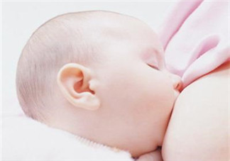我的奶水發(fā)黃是怎么回事？ 哺乳期奶水發(fā)黃還可以喂奶嗎？