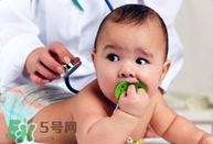 寶寶發(fā)燒有什么物理降溫法？寶寶發(fā)燒怎么降溫快？
