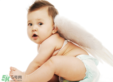 孩子發(fā)燒到39度該怎么辦？ 孩子39度能用物理降溫嗎？