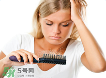 產(chǎn)后脫發(fā)自己會(huì)痊愈嗎？產(chǎn)后脫發(fā)怎么治療改善？