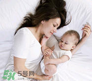 生完孩子后掉頭發(fā)是正常的嗎？產(chǎn)后掉發(fā)掉多少屬于正常?