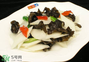 豌豆和木耳能一起吃嗎？豌豆木耳能一起炒嗎？