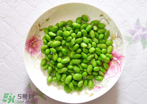 青豆不能和什么一起吃？青豆和什么相克？