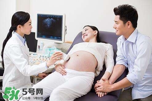 四維彩超能看出男女嗎？四維彩超能看清手指嗎？