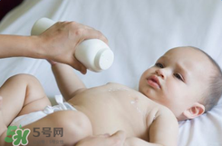 護(hù)臀膏和爽身粉有什么區(qū)別？護(hù)臀膏和爽身粉有什么不同