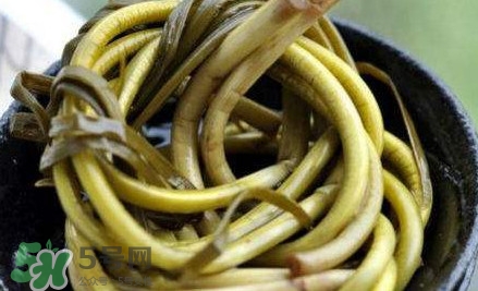 怎樣腌蒜苔容易儲存？怎樣腌蒜苔放的時間長