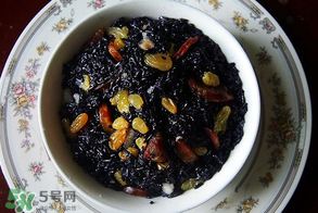 烏飯用什么葉子煮？烏飯用什么葉子圖片？