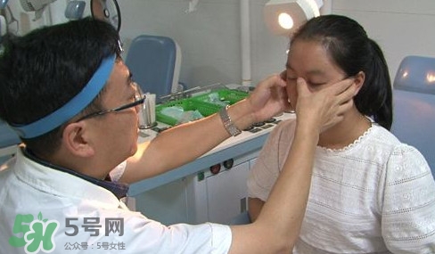 鹽水洗鼻能治好鼻炎嗎？鹽水洗鼻的正確方法